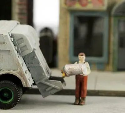 Classic Metal Works N Scale '57 Chevy Garbage Truck MAN With Garbage Can 1/160 • $9.29