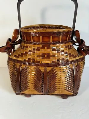 Vintage Chinese Woven Bamboo Basket Intricate Design Exquisite!! • $65