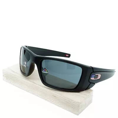 [OO9096-L5] Mens Oakley Fuel Cell Sunglasses • $98.99