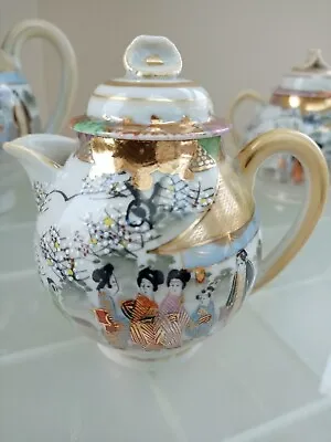Japanese Antique Porcelain Small Teapot Milk & Sugar Bowl • £24
