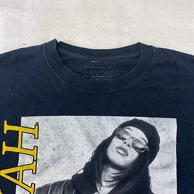 Aaliyah Graphic Singer Tee Thrifted Vintage Style Size L • $17.50