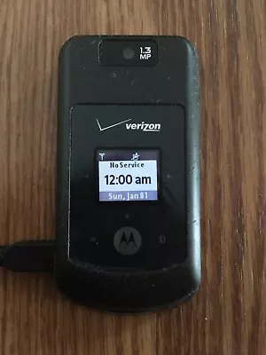 Motorola Moto W755 Verizon Black 1.9  LCD  Camera Flip Phone *FOR PARTS* BT51🔋 • $3.77