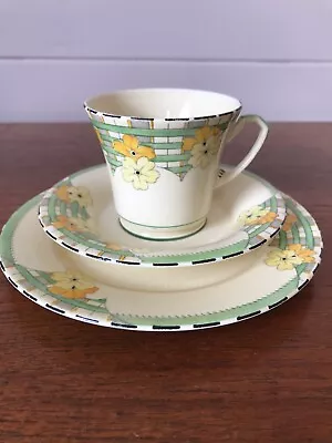 Vintage Crown Devon Fieldings Art Deco Trio Of Cup Saucer And Plate Pattern 2757 • $30