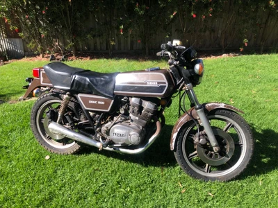 Yamaha DOHC XS500 • $1000