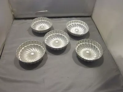 5 Vintage 1950s Aluminum Individual Swirl Jello Molds Baking Cooling Tins • $9.99