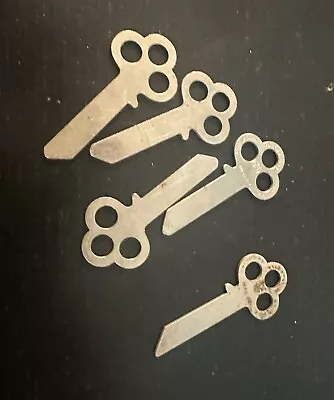 $15.50 • Buy 5 Antique Vintage Yale & Towne Uncut Key Blanks, Locks, Padlocks, Doors, Cabinet