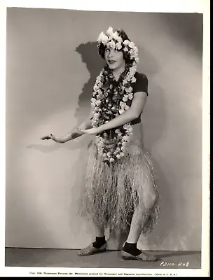 Hollywood Beauty Martha Raye Stunning Portrait 1936 Stylish Pose Orig Photo 95 • $22.49