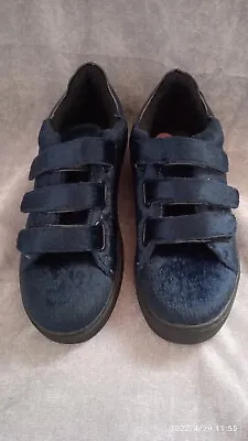 £6.50 • Buy Blue Velvet Soft Fur Hook And Eye Strap Trainers Size 5 Never Worn