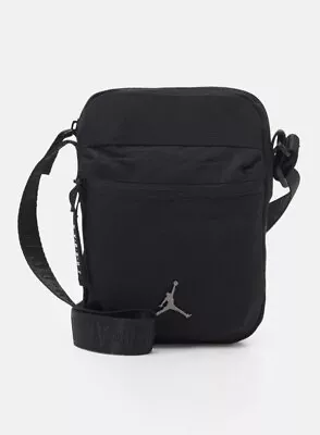 Nike Bag Jordan Jumpman Black Metal Logo Air Cross Airborne Pack Festival Pouch  • £22.99