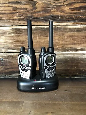 2 Midland GXT 760 X-Tra Talk 2-Way Radio Walkie Talkies With Charger Base Tested • $30