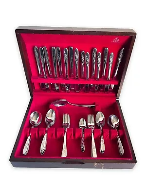 Vintage Oneida Canteen Of Cutlery 52 Pieces In Wooden Presentation Case • £90