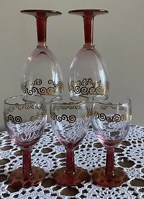 VTG CROWN CORNING Set Of 5 Pink Stemmed Gold Etched Liqueur Glasses-Australia • $20