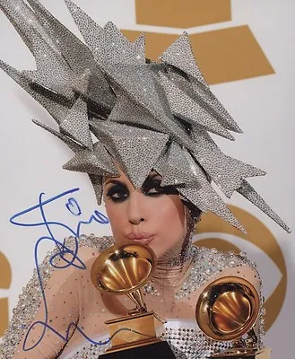 LADY GAGA Signed Photograph - Pop Musician / Singer / Vocalist - Preprint • £6