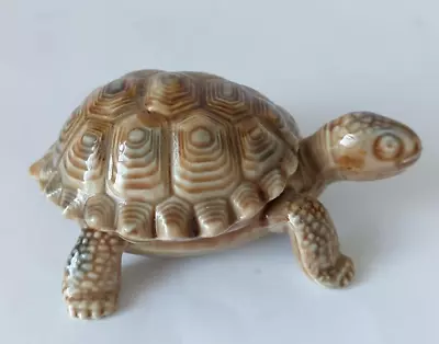 WADE  WHIMSIES  ~ Large Tortoise / Turtle • £3.99