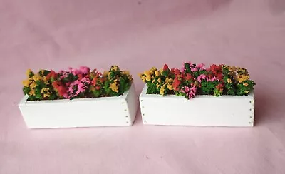 1/12th PAIR (2)DOLLS HOUSE HANDMADE  WOODEN WINDOW BOXES WITH ASSORTED FLOWERS • £6.99