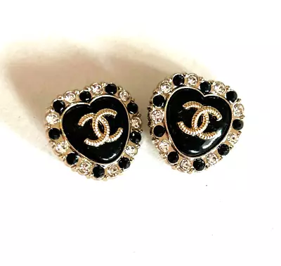 CHANEL Vintage Gold Metal Button Black Heart 22mm (Set Of 2) • $40