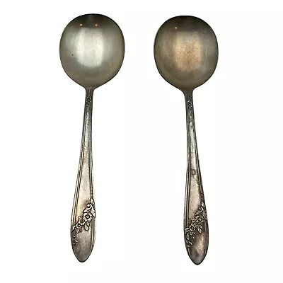 Vintage Oneida QUEEN BESS II Tudor Silver Plate Community Soup Spoons Lot Of 2 • $12.99