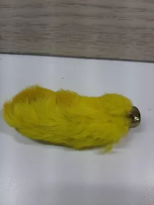 Vintage Rabbits Foot  USA Lucky Charm  Metal Keychain Yellow • $12.90