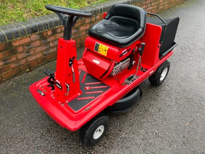 £1500 • Buy Mtd Pinto Ride On Lawn Mower
