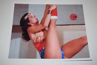 Lynda Carter Wonder Woman Pinup 8x10 Glossy Photo Busty Sexy Cleavage Tv 0578 • $7.99