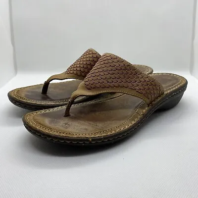 UGG Light Brown Leather Flip Flop Sandals Womens Size 7 Weave Look • $24