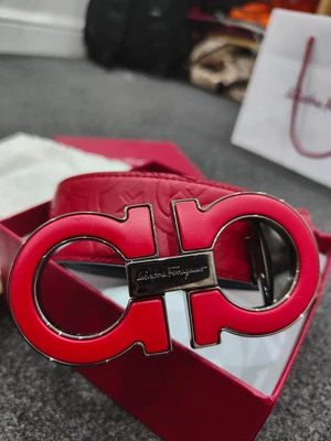 £329 • Buy Salvatore Ferragamo Mens Reversible Double Gancini Belt Red/Black. RARE Buckle