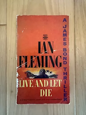 LIVE AND LET DIE James Bond 007  By Ian Fleming 1954 Signet Books 1st Ed (21p) • $23