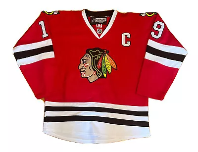 NHL Reebok CCM Fight Strap Chicago Blackhawks Jersey Jonathon Toews #19 Size 50 • $29.99