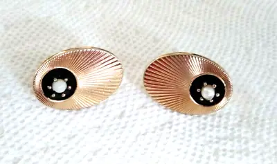 Vintage 1980's Men's Gold Tone Black W/ Simulated Opal Accented 1  Cufflinks • $27.50