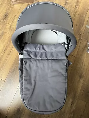 Baby Jogger City Mini GT Elite Summit X3 Deluxe Carrycot + Adapters & Cover • £100