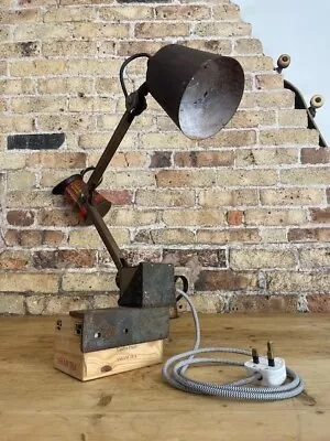 Vintage Reclaimed Industrial Machinists Bench Workshop Lamp Adjustable Working • $72.11