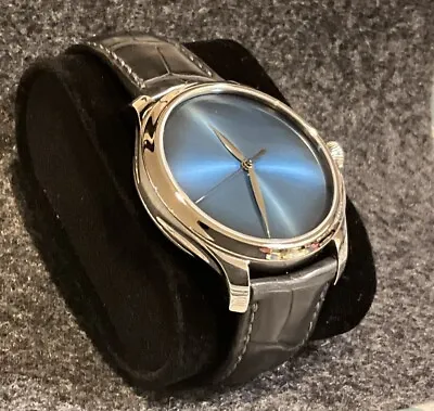 H. Moser Cie Endeavour Centre Seconds With Funky Blue Fume Dial -Full Set • $1