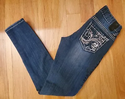 Vanity Premium Womans Harlow Jeans Bling Pockets Straight Leg Stretch Size 26x30 • $15.58