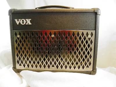 VOX DA10 Guitar Amp 60Hz 10W W/ Effects AC/Battery Tested Working Modified?  • $174.49