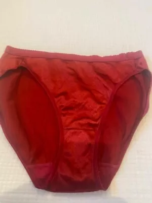 Vintage Vassarette Satin Bikini Panty Red Size 8 • $14.99