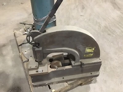 $650 • Buy Di Acro 2 Punch With Tools Strippit