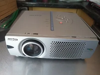 £20 • Buy SANYO PRO XtraX  PLC-Xw20a Projector ***** FAULTY FOR SPARES OR REPAIR *****