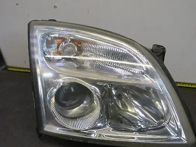 Vauxhall Signum 2004 Vectra C Drivers Front Right DRIVERS HEADLIGHT • $53.40