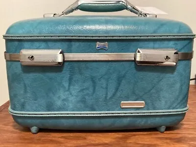 Vintage American Tourister Cosmetic Makeup Travel Train CaseTurquoise • $39.99