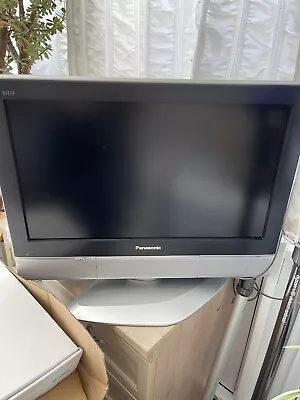 Panasonic TX-26LXD52 26in LCD TV With Remote Excellent Condition • £19.95