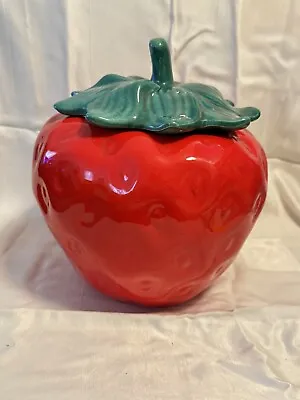 VINTAGE METLOX POPPYTRAIL STRAWBERRY COOKIE JAR NO CHIPS OR CRACKS Kitch Red • $50