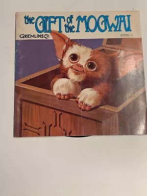 Vintage 1984 Gremlins The Gift Of The Mogwai Story 16 Page Book 45 Record Gizmo • $10