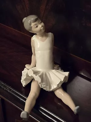 Vintage Rare Porcelain Nao By Lladro Ballerina  Figure - Sitting Down • £20