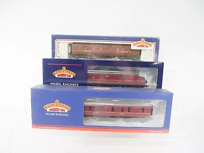 Bachmann OO Gauge LMS 50FT Parcel Vans X 3 • £59.99