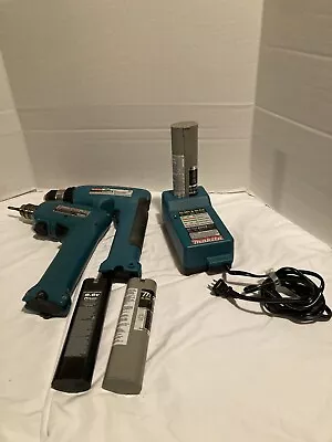 Makita 6095D And 6012HD Cordless Driver Drill 3 Batteries And A Charger • $50