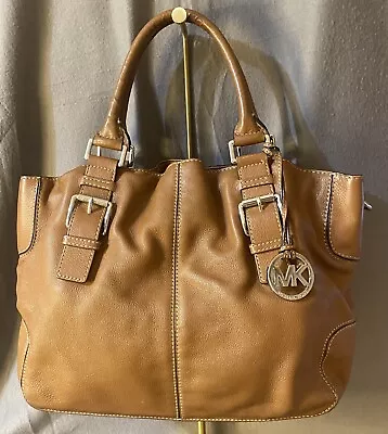 Michael Kors Caramel Pebble Leather Large Hobo Bag Preloved • $45