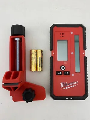 Milwaukee 48-35-1211 165 Ft. Laser Detector Adjustable Impact Resistant • $169