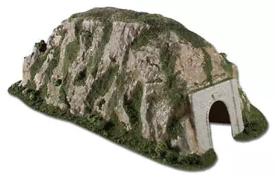 Woodland Scenics N Straight Tunnel C1315 C1315 • $23.99