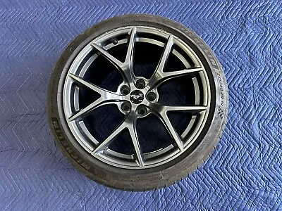 2019 FORD MUSTANG GT PP2 FRONT WHEEL RIM W/ TIRE 19x10.5 JR3C-1007-LB OEM • $549.99