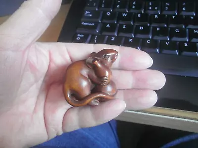 Hand Carved Wood Netsuke Mouse Holding Gourd Bottle Collectable Boxwood Figure • £24.99